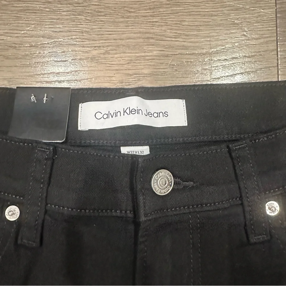 Calvin Klein Slim Straight Black Men’s Jean - Picture 4 of 4